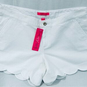 Lilly Pulitzer white scalloped buttercup shorts size 12. NWT